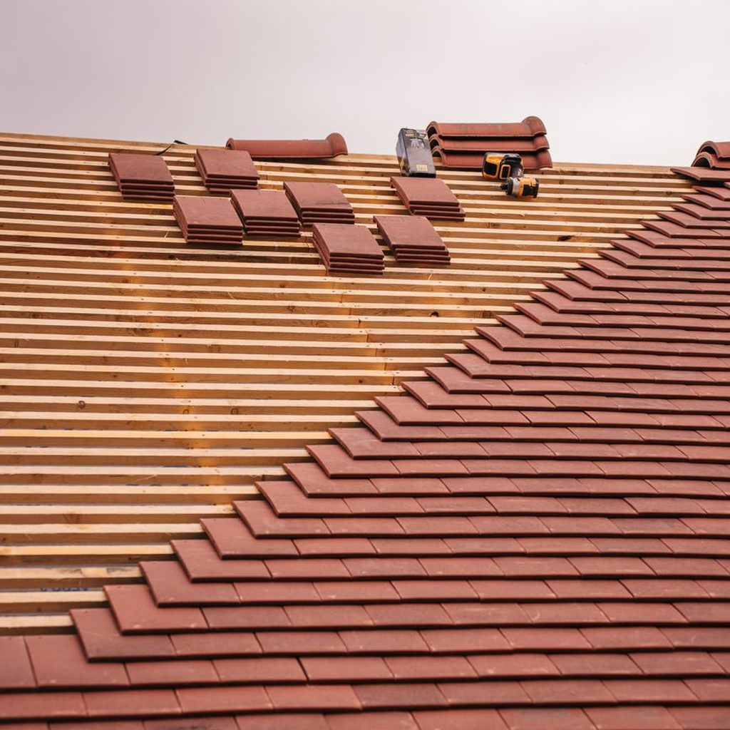 Professional exterior contractors performing quality work